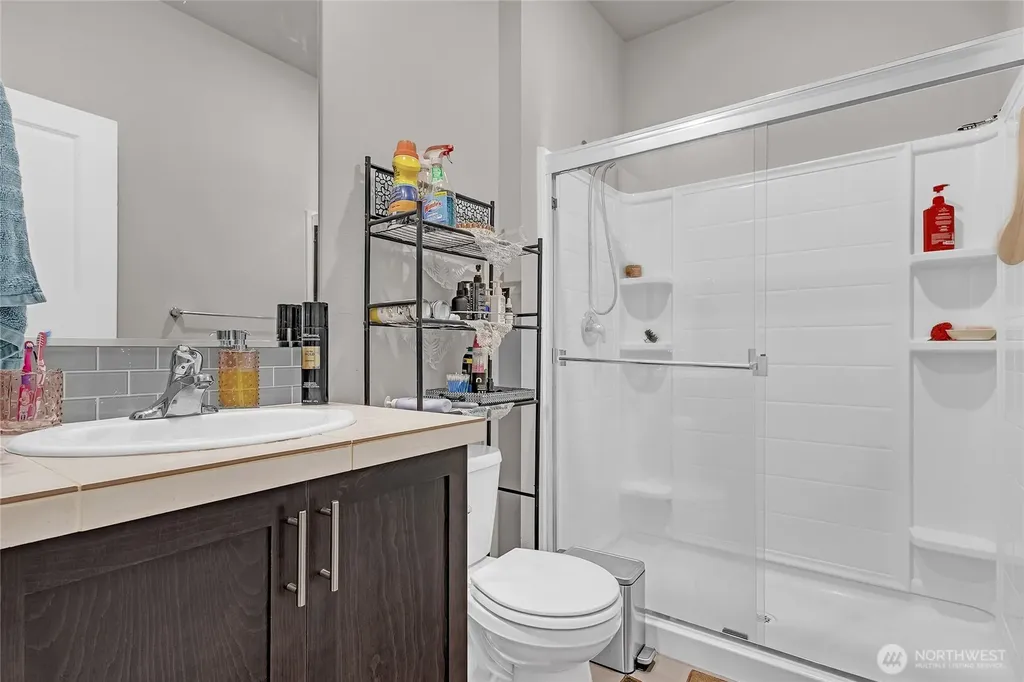 28221 33rd Place S Auburn WA 98001