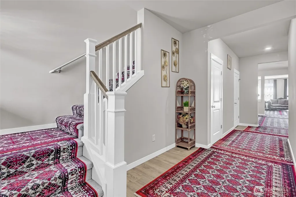 28221 33rd Place S Auburn WA 98001