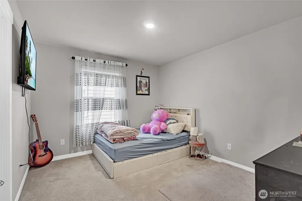 28221 33rd Place S Auburn WA 98001