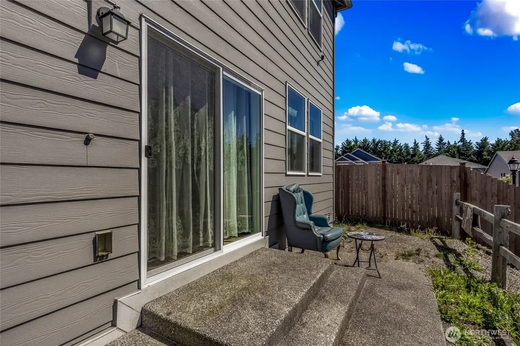 28221 33rd Place S Auburn WA 98001