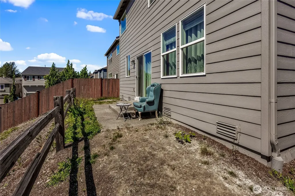 28221 33rd Place S Auburn WA 98001
