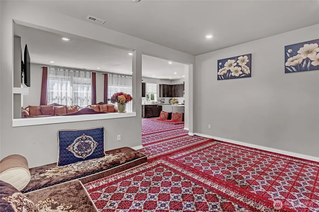 28221 33rd Place S Auburn WA 98001