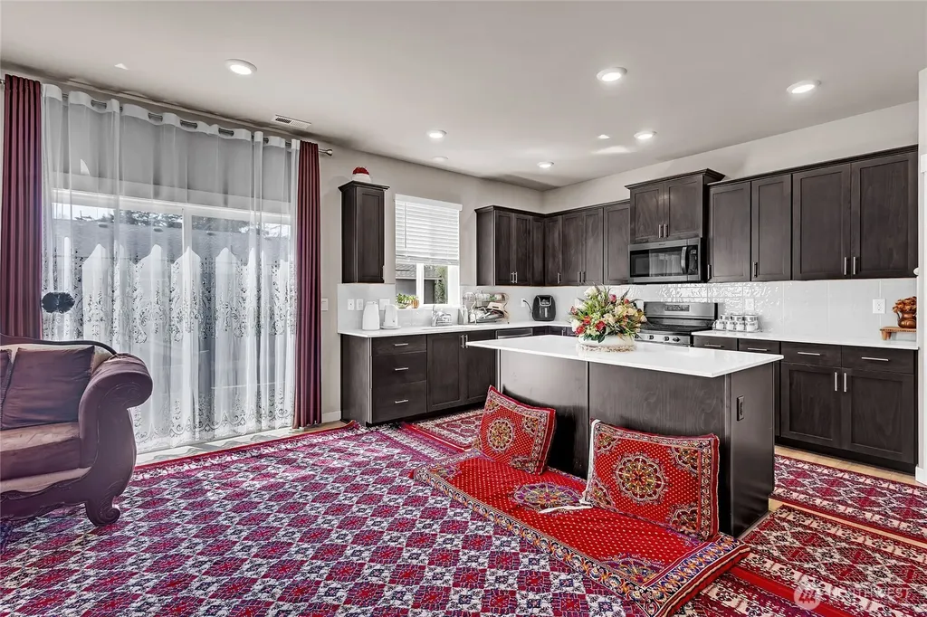28221 33rd Place S Auburn WA 98001