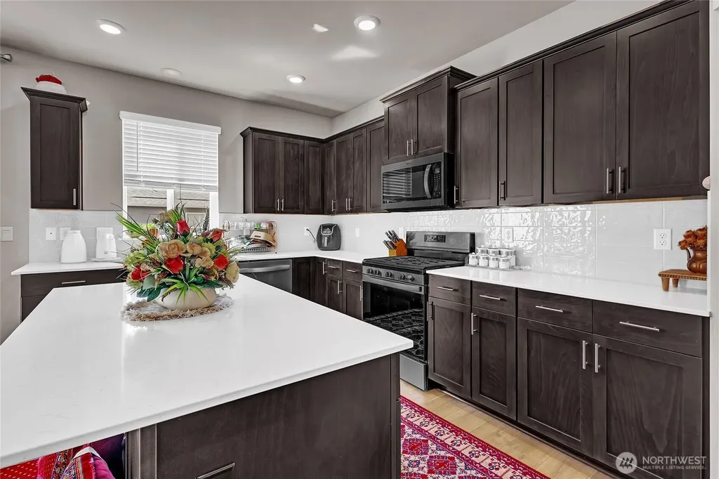 28221 33rd Place S Auburn WA 98001