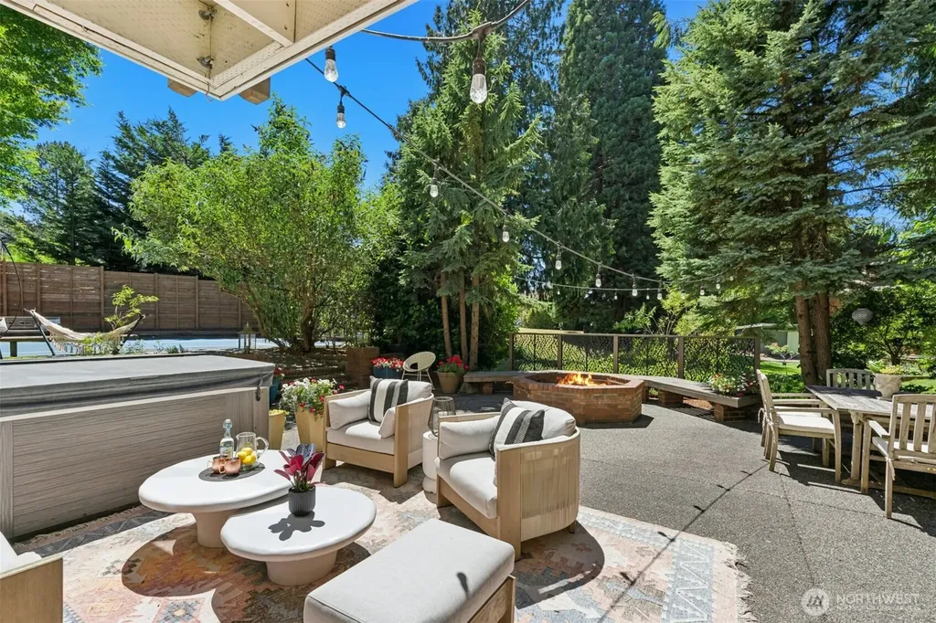 13525 62nd Avenue NE Kirkland WA 98034