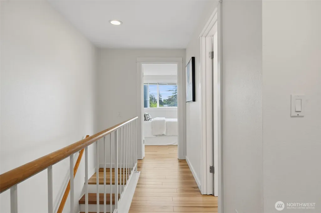 243 Shepard Way NW Bainbridge Island WA 98110