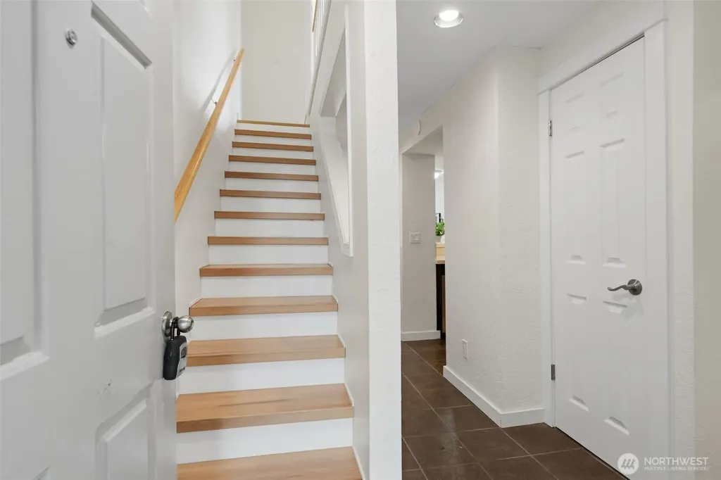 243 Shepard Way NW Bainbridge Island WA 98110