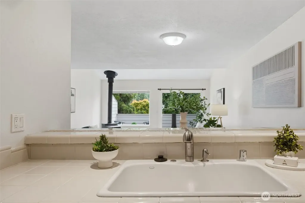 243 Shepard Way NW Bainbridge Island WA 98110