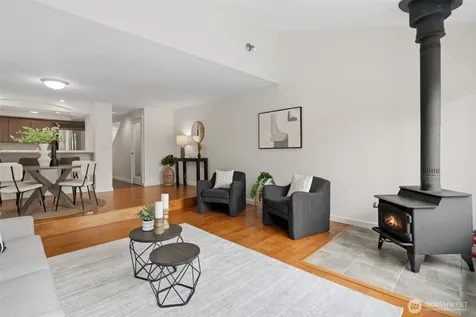 243 Shepard Way NW Bainbridge Island WA 98110