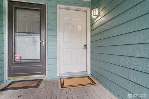 243 Shepard Way NW Bainbridge Island WA 98110