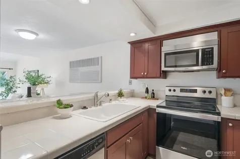243 Shepard Way NW Bainbridge Island WA 98110