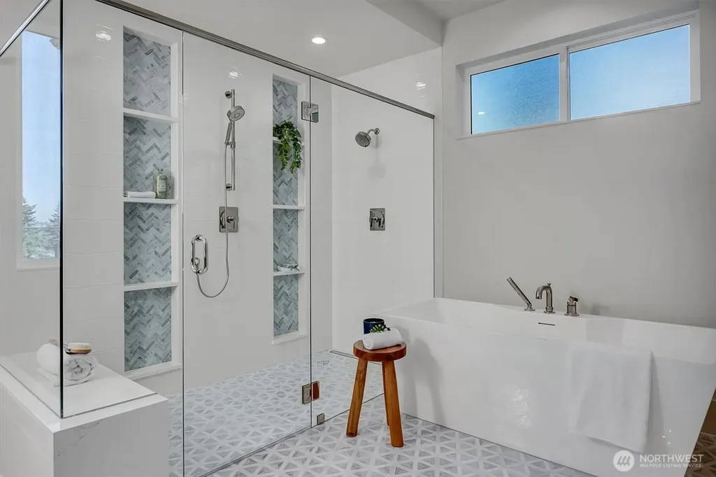 3036 67th Avenue SE Mercer Island WA 98040