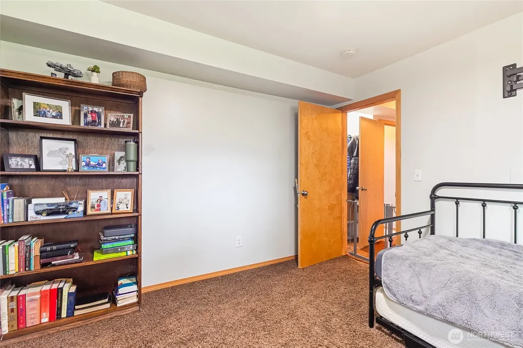 412 Allison Way Nooksack WA 98276