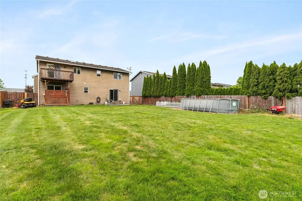 412 Allison Way Nooksack WA 98276