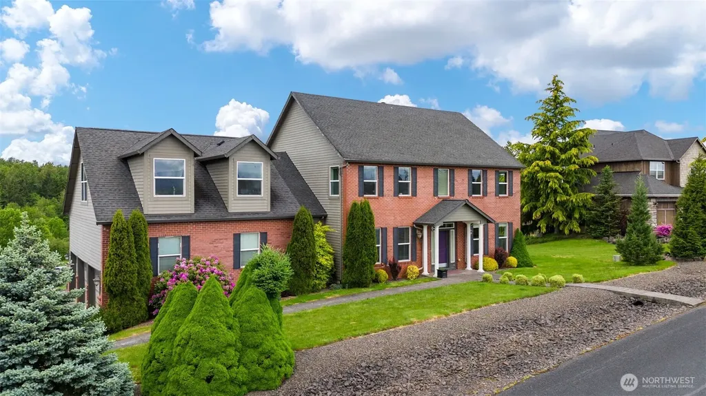 24 Empire Drive Silverlake WA 98645