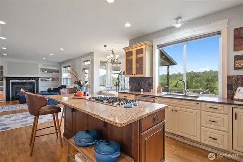 24 Empire Drive Silverlake WA 98645