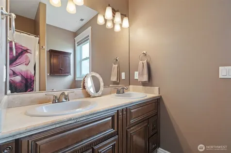 24 Empire Drive Silverlake WA 98645