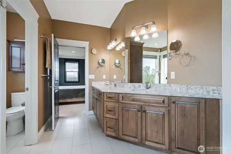 24 Empire Drive Silverlake WA 98645