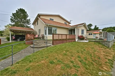 5402 S Cloverdale Street Seattle WA 98118