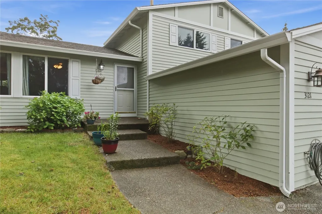 3121 SW 313th Place Federal Way WA 98023