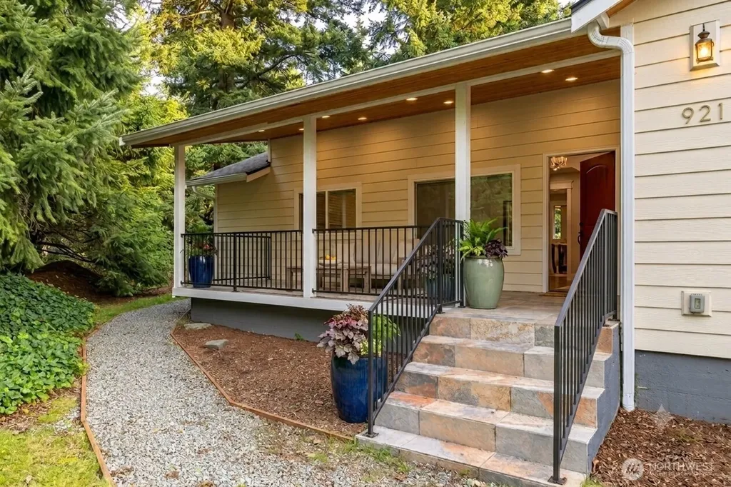 921 Autumn Lane Bellingham WA 98229