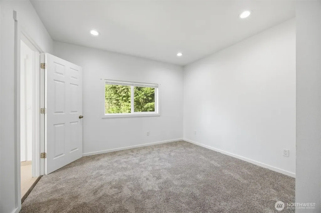 921 Autumn Lane Bellingham WA 98229