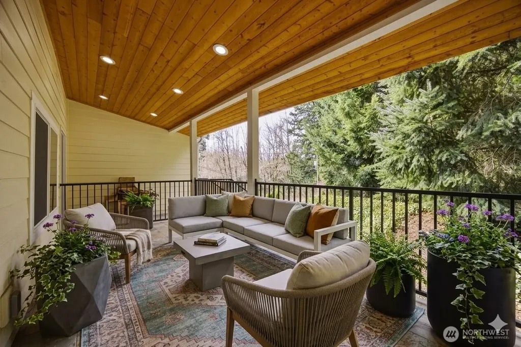 921 Autumn Lane Bellingham WA 98229