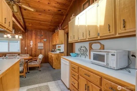 48571 Pacific Avenue Moclips WA 98571