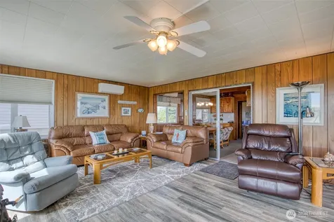 48571 Pacific Avenue Moclips WA 98571
