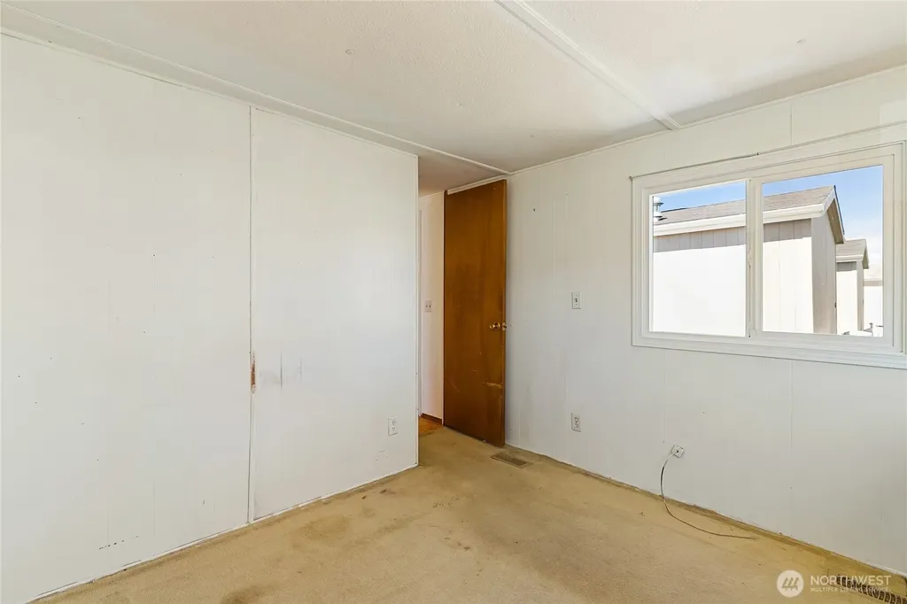 8080 Harborview Blaine WA 98230