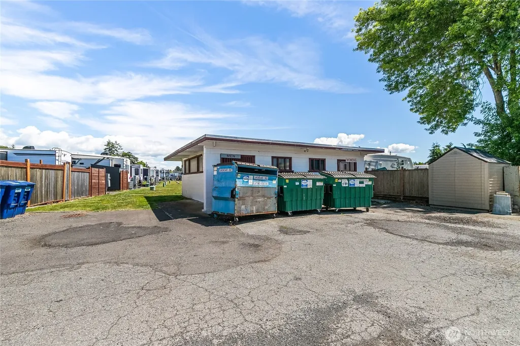 8080 Harborview Blaine WA 98230