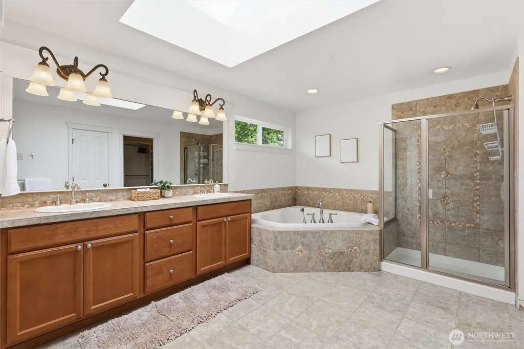 3724 185th Street SE Bothell WA 98012