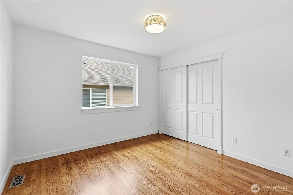 3724 185th Street SE Bothell WA 98012