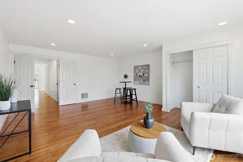 3724 185th Street SE Bothell WA 98012