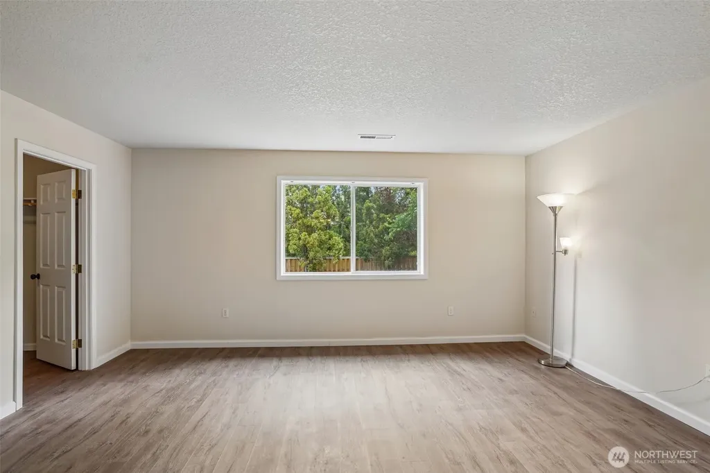 2111 NW Willow Drive Camas WA 98607