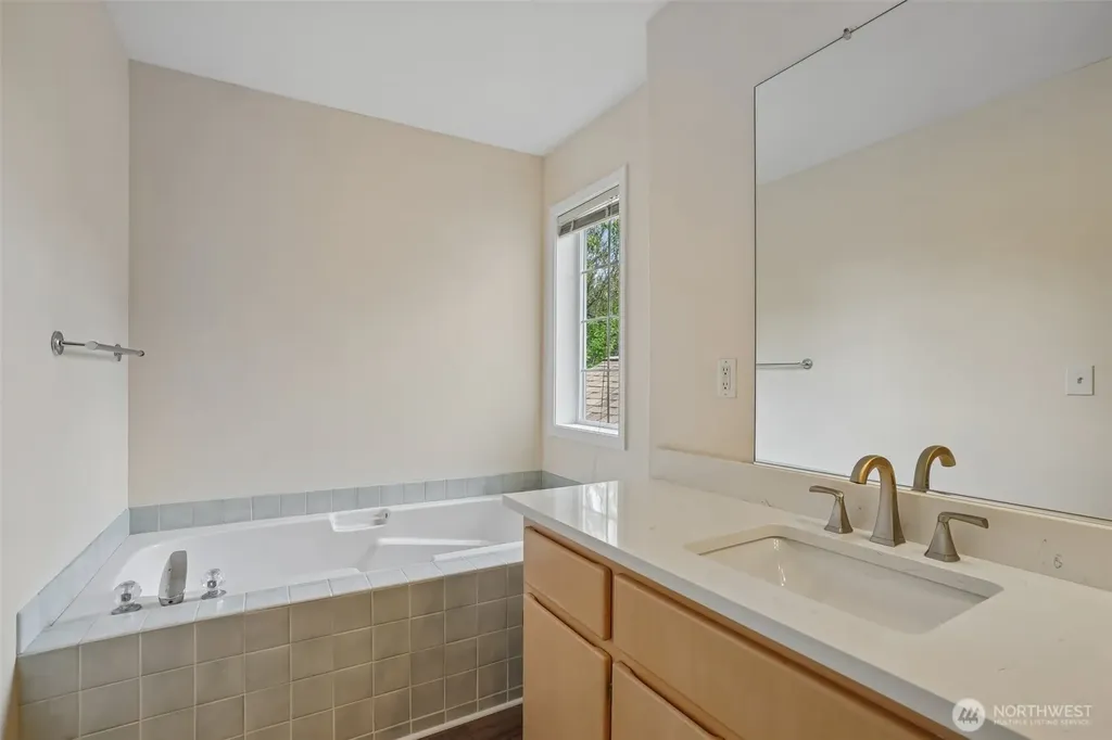 2111 NW Willow Drive Camas WA 98607