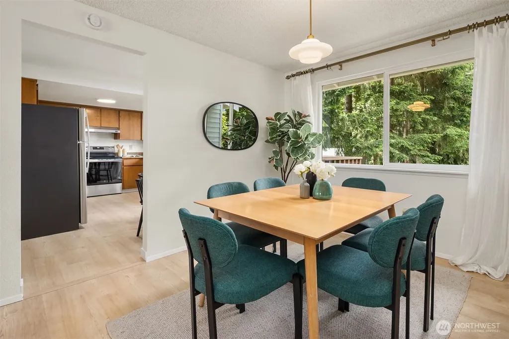 7223 NE 152nd Place Kenmore WA 98028