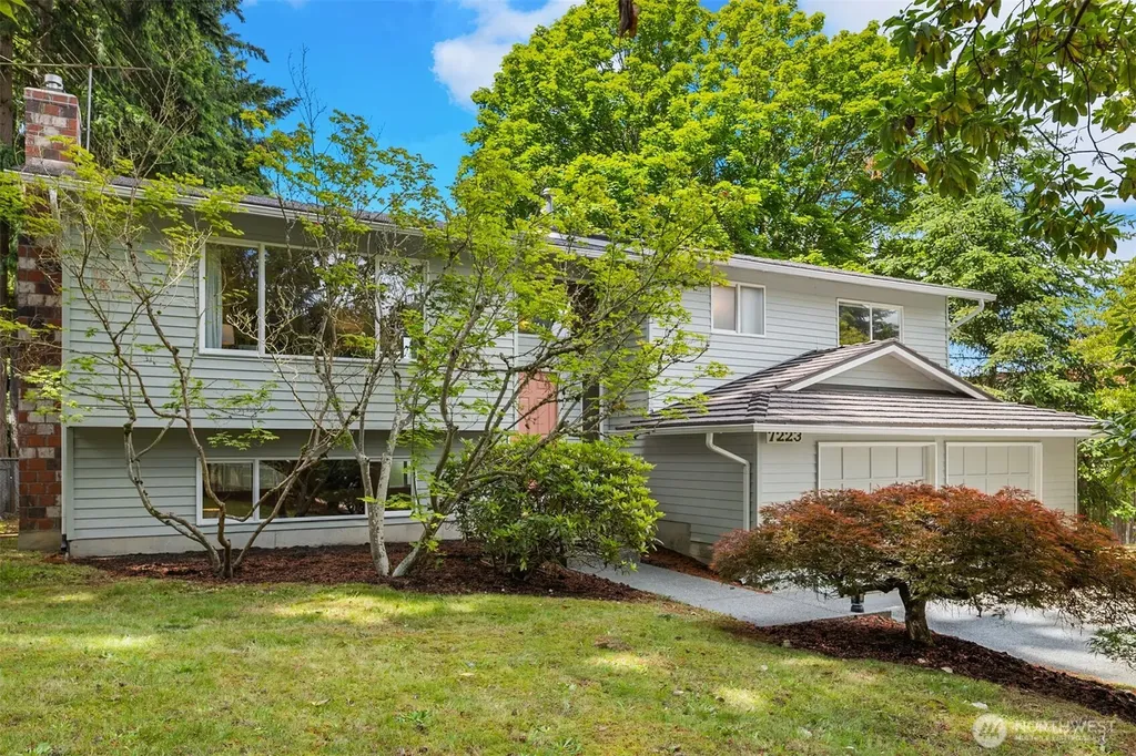 7223 NE 152nd Place Kenmore WA 98028