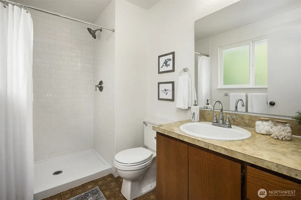 7223 NE 152nd Place Kenmore WA 98028