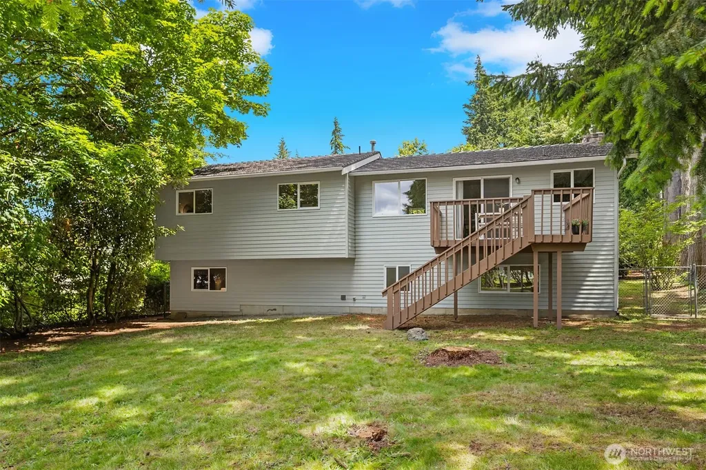 7223 NE 152nd Place Kenmore WA 98028