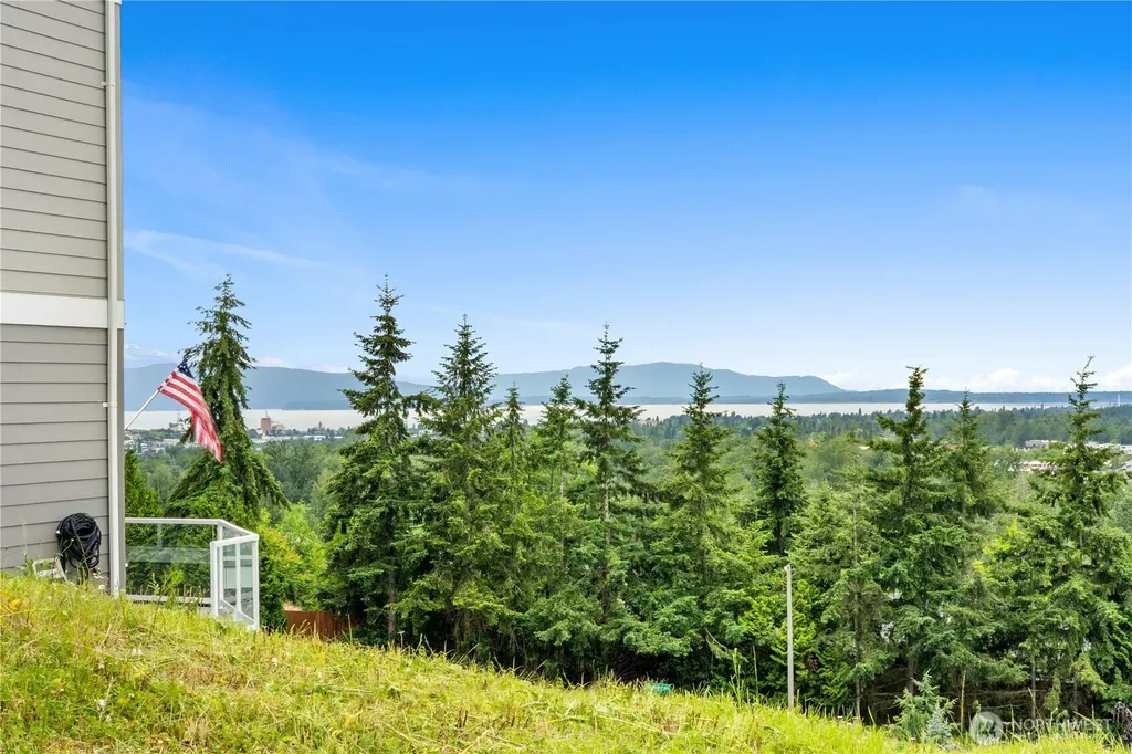 3239 Stonecrop Lane Bellingham WA 98226