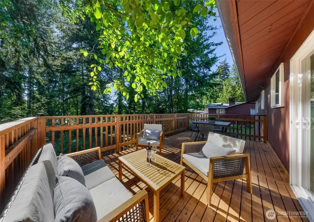 15416 20th Place W Lynnwood WA 98087