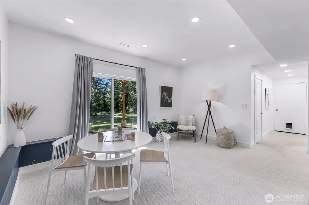 15416 20th Place W Lynnwood WA 98087
