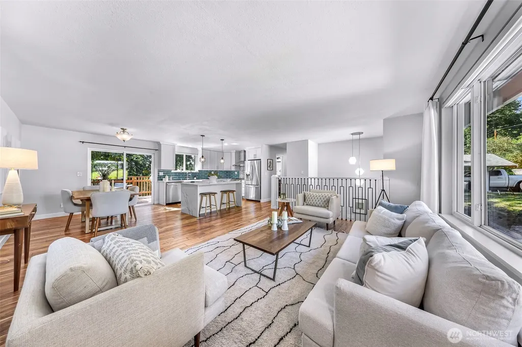 15416 20th Place W Lynnwood WA 98087