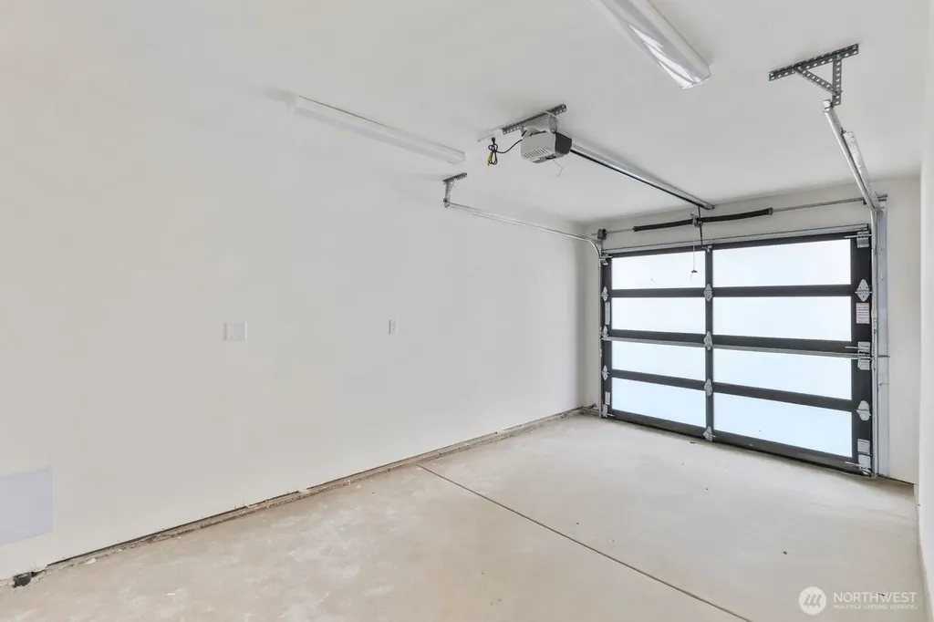 1004 N 48th Street Seattle WA 98103