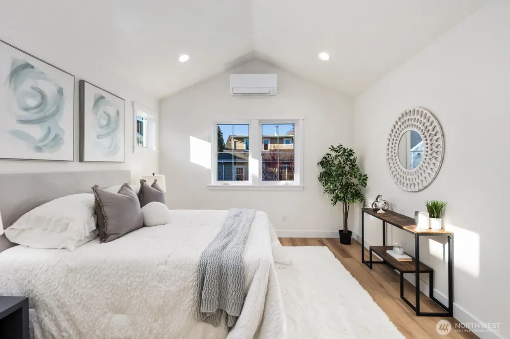 1004 N 48th Street Seattle WA 98103
