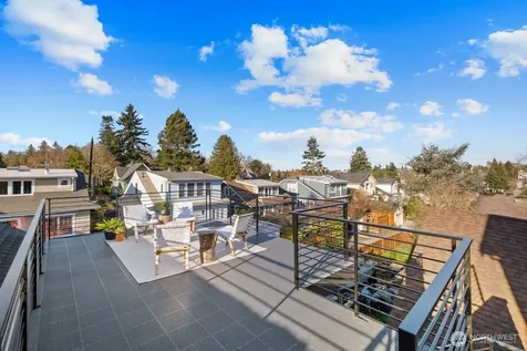 1004 N 48th Street Seattle WA 98103