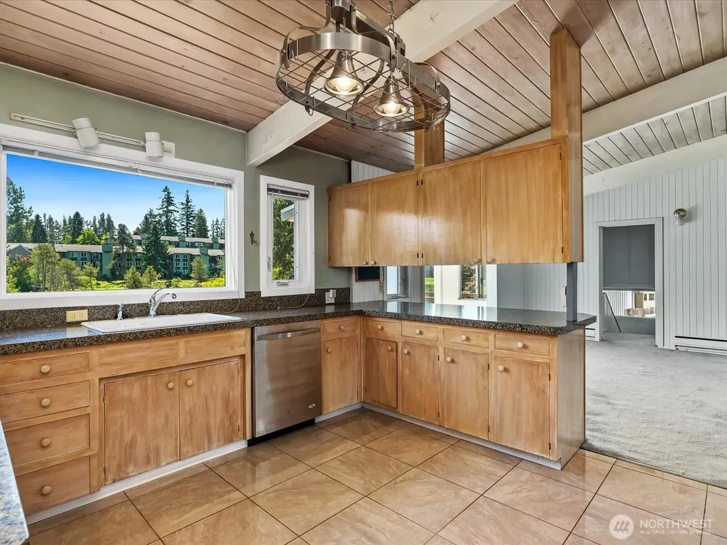 516 72nd Street SE Everett WA 98203