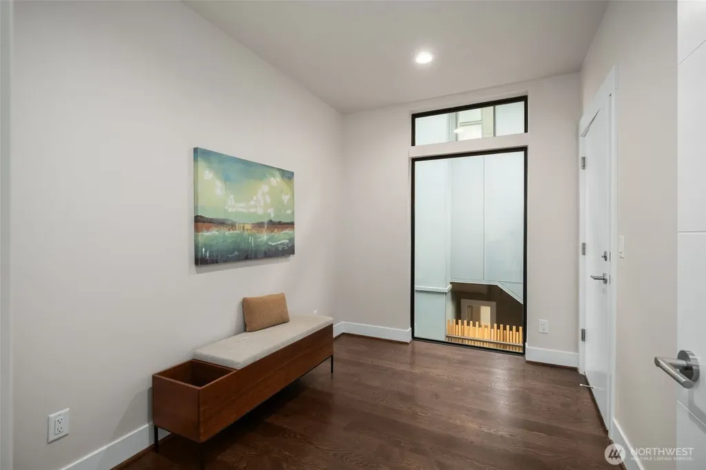 6038 50th Avenue NE Seattle WA 98115