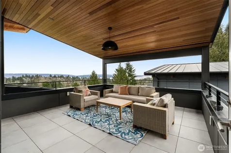 6038 50th Avenue NE Seattle WA 98115